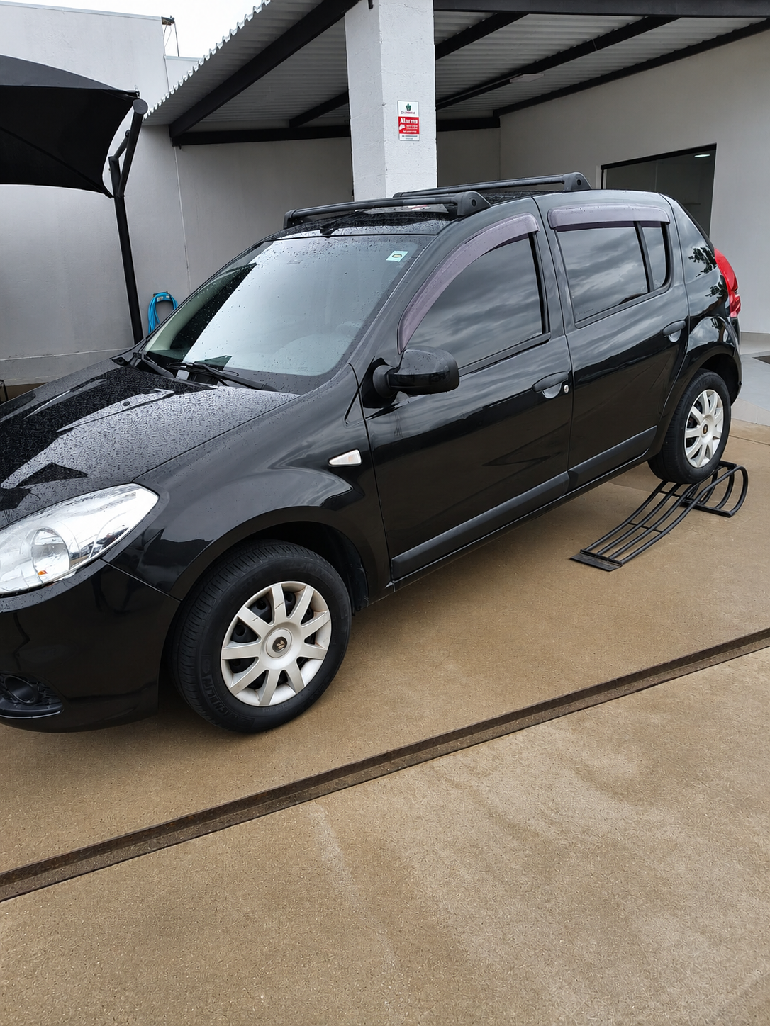 Renault Sandero 2012 — miniatura 3